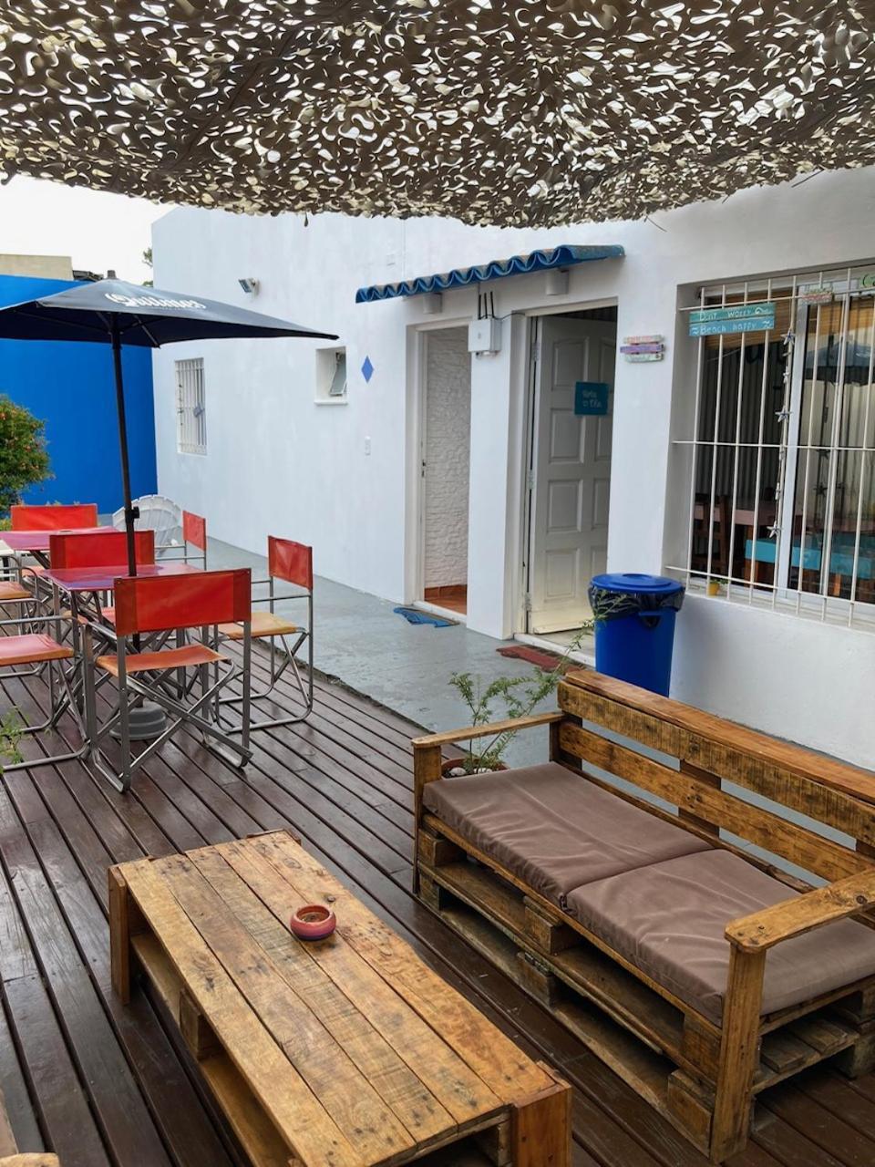 Hostel Hola Ola Villa Gesell Buitenkant foto